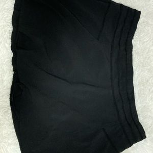 Black athleta skirt